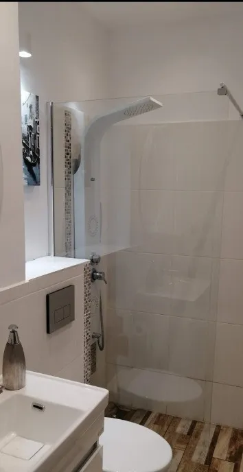 Particular Inchiriez Garsoniera in zona Mall Grand Arena Berceni