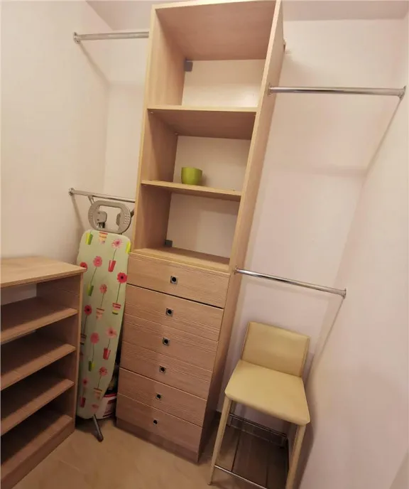 Studio cochet modern mobilat si utilat loc parcare Avant