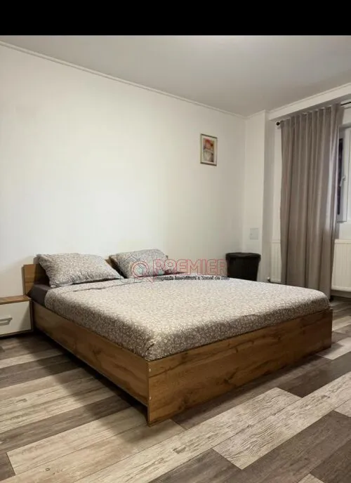 Garsoniera Sector 4 Al Obregia parcare