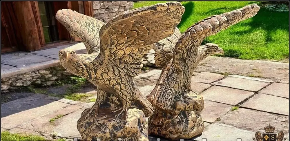 Statueta vultur pe stanca aramiu model S35