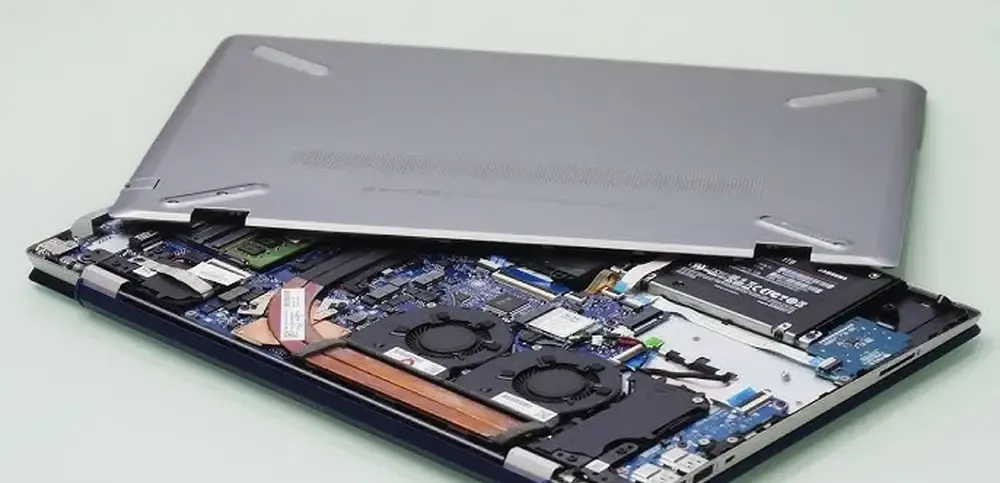 Instalare Windows 11 la domiciliu Service Laptop