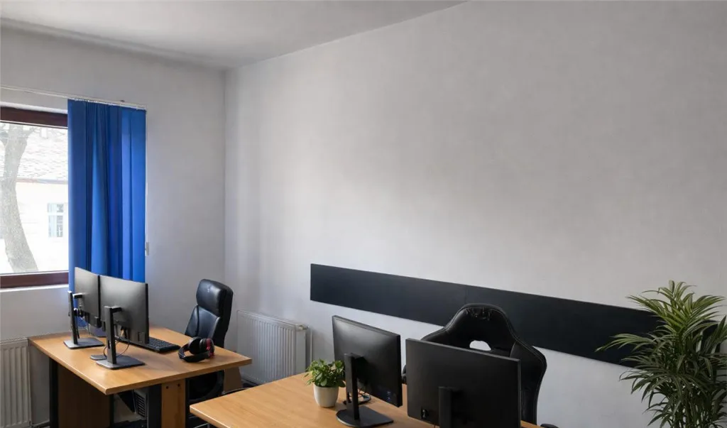 Cladire impozanta aspect deosebit pretabil pentru multipl