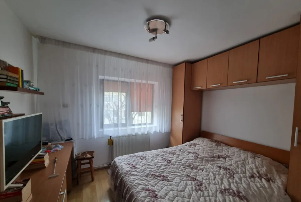 Apartament 3 camere renovat total in 2023 mobilat si uti