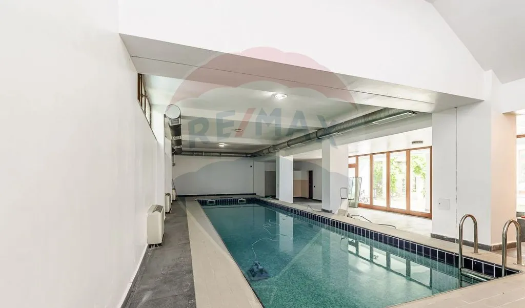 Proprietate exclusivista cu vedere panoramica la Malul