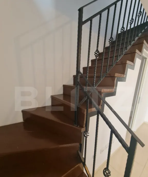 Apartament cu 4 camere gradina 2 terase parcare zona Som