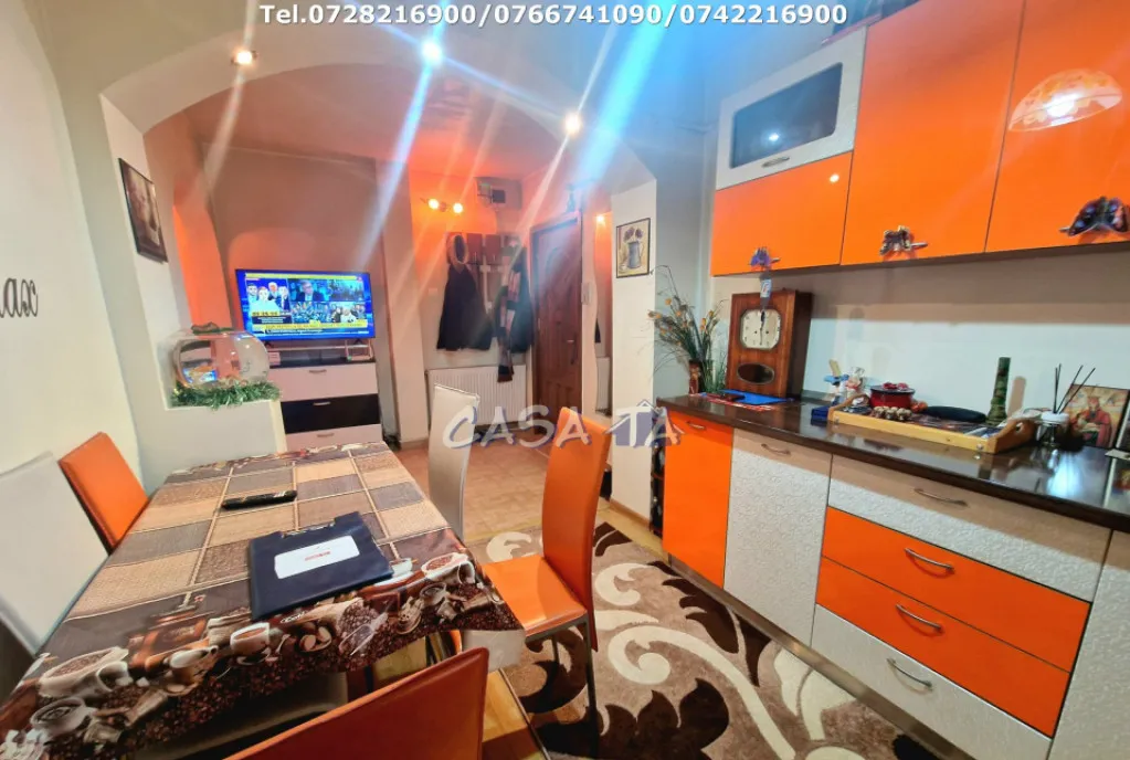 Apartament 4 camere situat in Targu Jiu Str 23 August