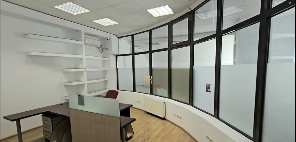 Spatiu de Birouri 180 mp Suceava Zona Metro De