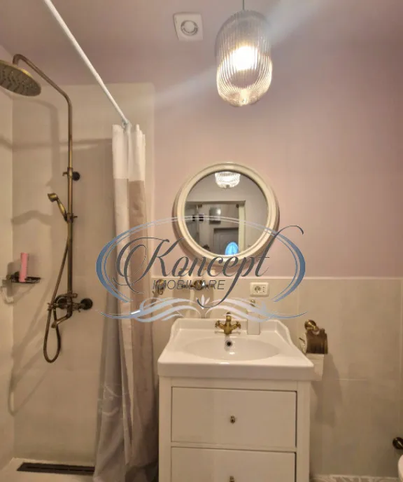 Apartament modern cu parcare pe strada Horea