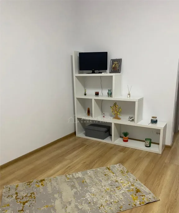 Apartament 4 camere Obor 1 minut de Metrou centrala pr
