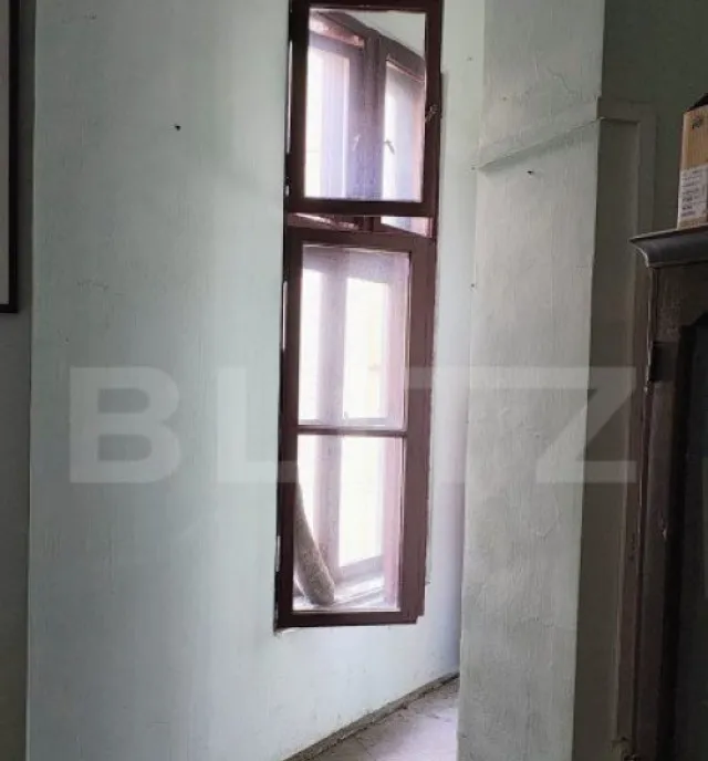 Monument Istoric langa Cetatea Rasnov s