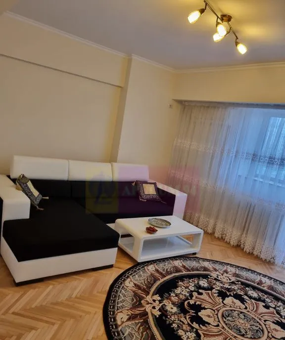 Vanzare apartament 3 camere Unirii Fantana mare metrou
