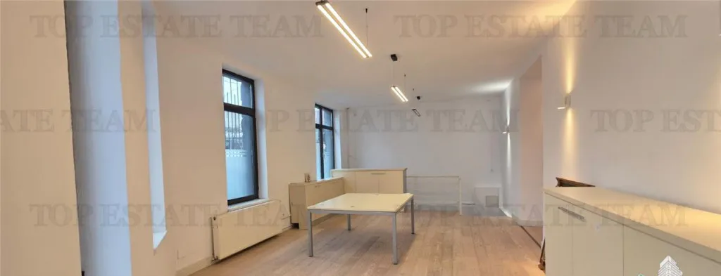 Spatiu Birou si Showroom de