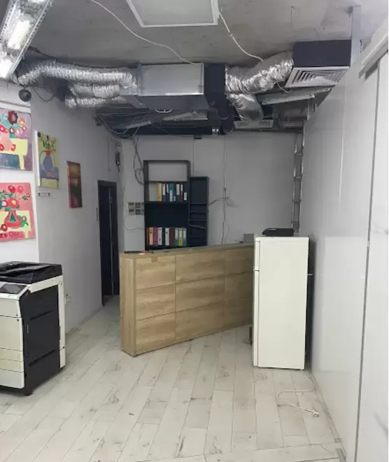 Proprietar inchiriez spatiu comecial Str Vasile Lascar 143 parter