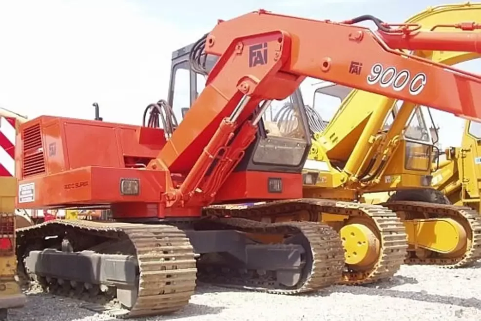 Piese noi de motoare excavatoare FAI