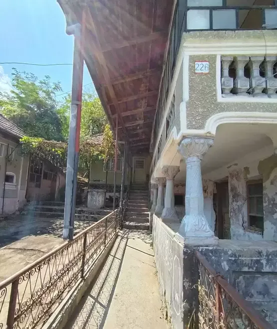 Casa independenta de vanzare Valcea