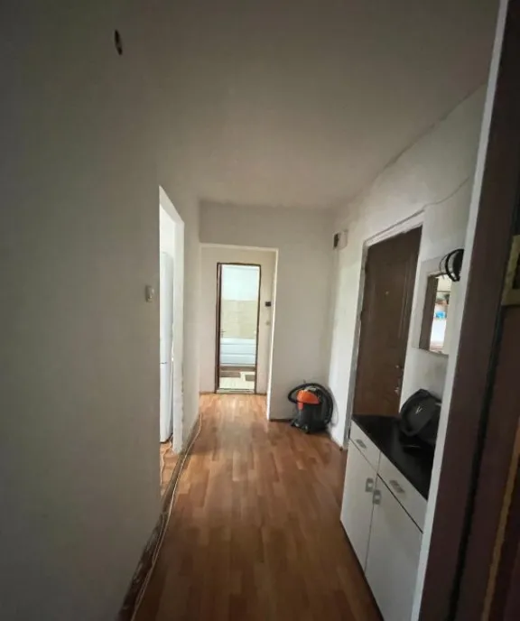 Apartament de vanzare cu 2 camere 49 mp decomandat Baia