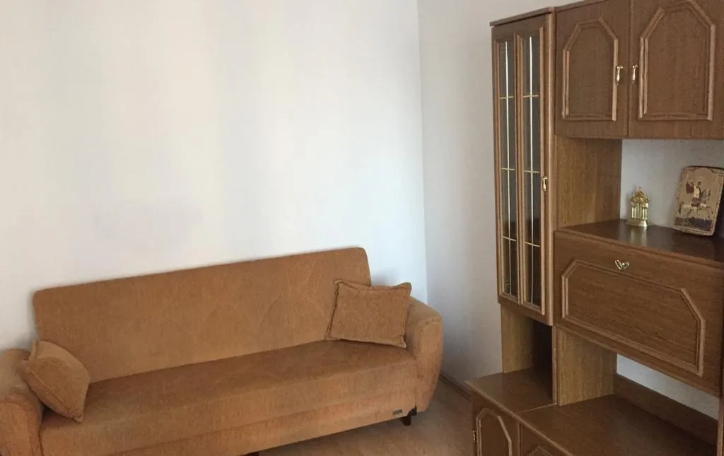 1 camera situat in Calea Aradului