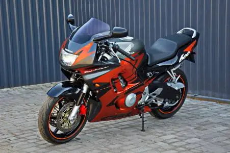 PIESE honda cbr 600 F / F 3
