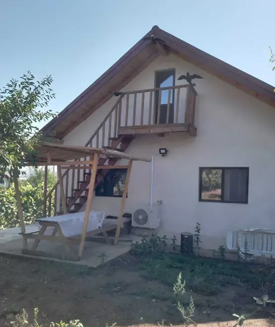 Casa spatioasa si gradina generoasa in Tiganasi Iasi