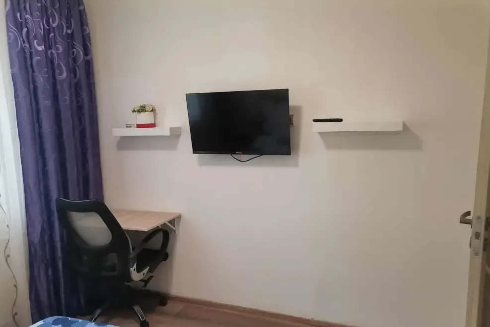 Vand apartament 2 camere