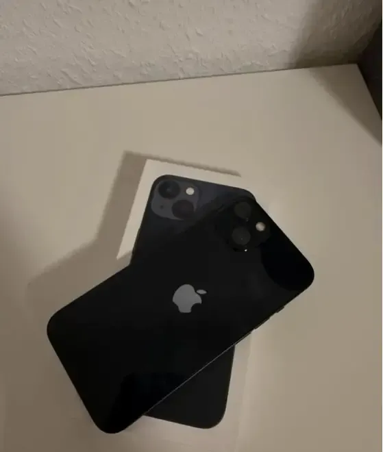 IPhone 13 128 GB Midnight