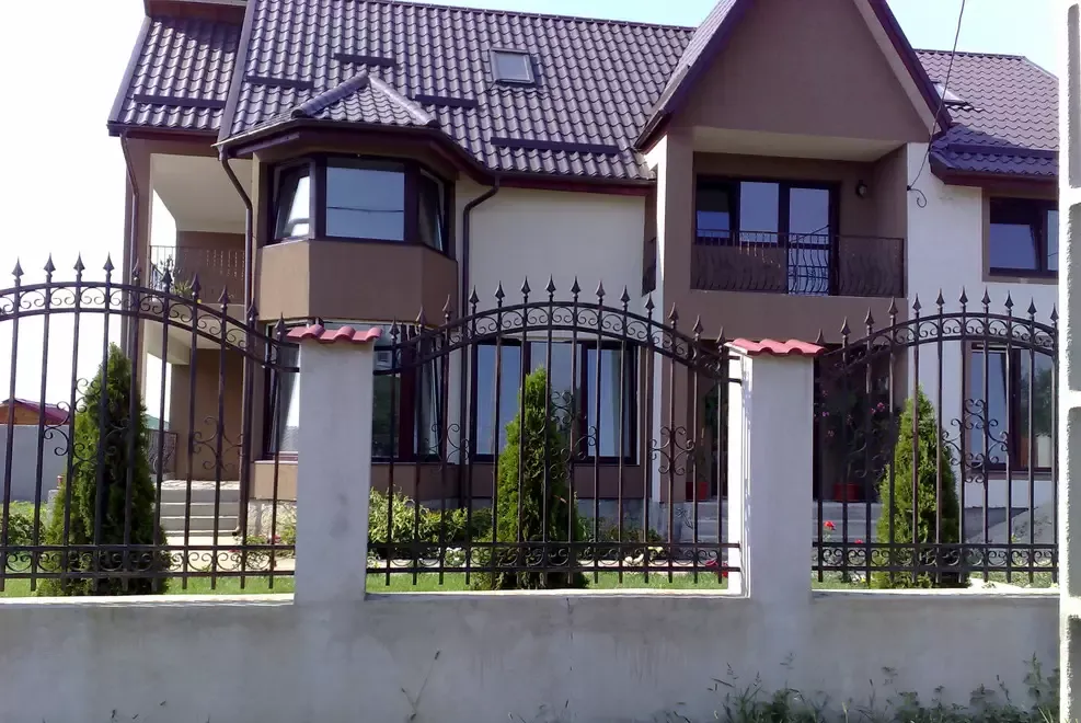 Fier Forjat Porti Garduri Balustrade