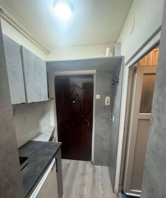 Garsoniera 14 mp zona Ultracentrala Unirii