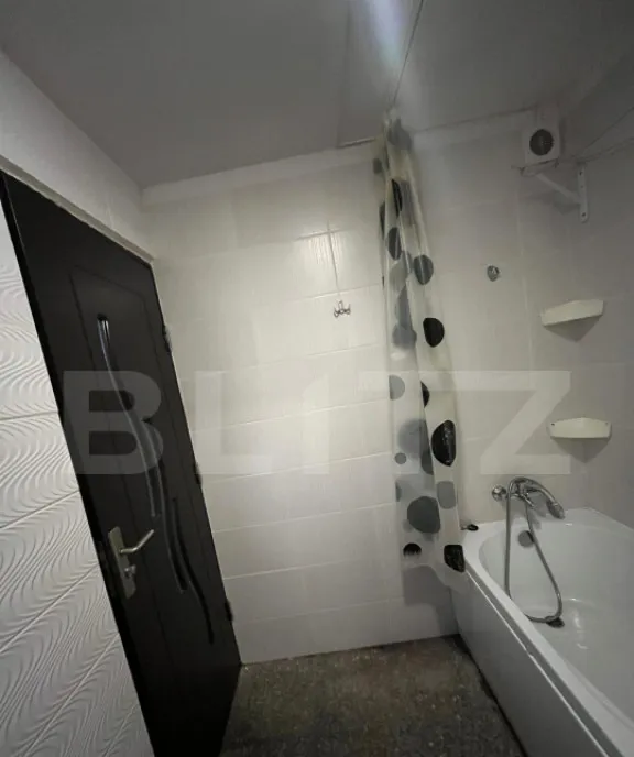 Garsoniera 1 camera 30 mp zona Manta Rosie