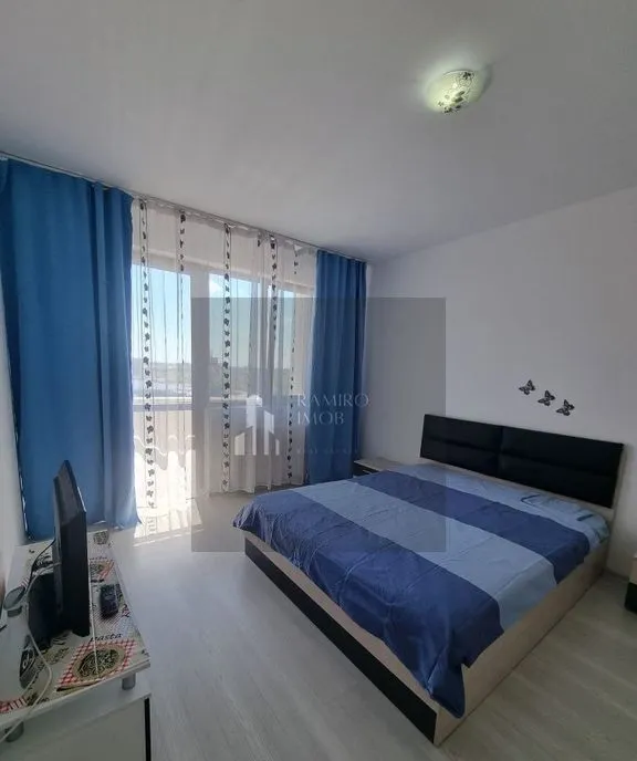 Garsoniera spatioasa metalurgiei mobilat/utilata