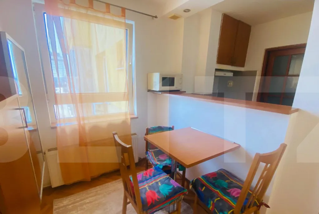 Apartament 2 camere 32 mp zona Centru