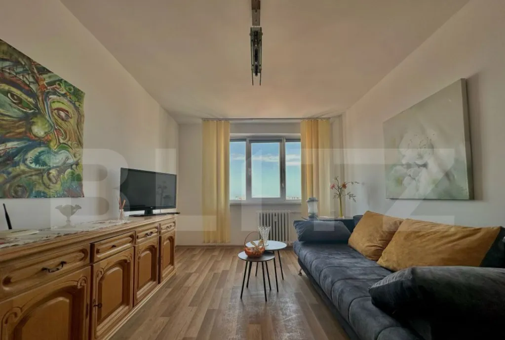 Apartament cu 3 camere 65 mp zona Piata Cetatii