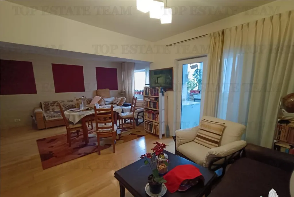 Apartament 3 camere Titulescu