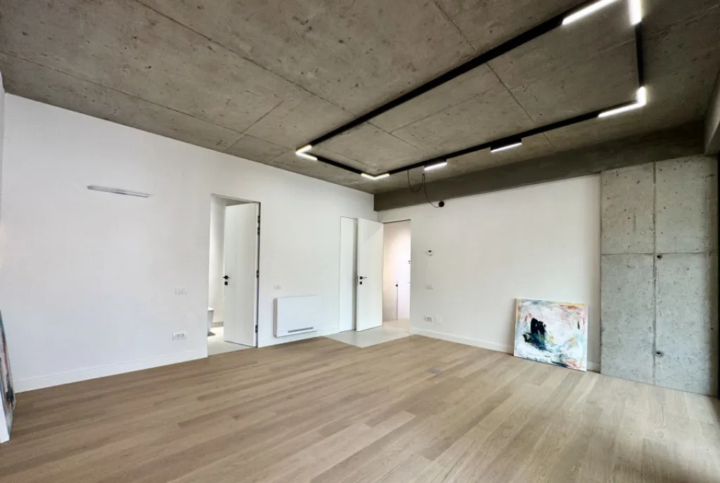 Duplex 4 camere Lift privat Curte 50mp 2 Parcari Doro