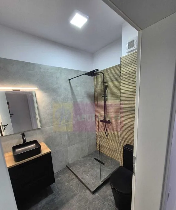 Apartament 3 camere exigent plaza