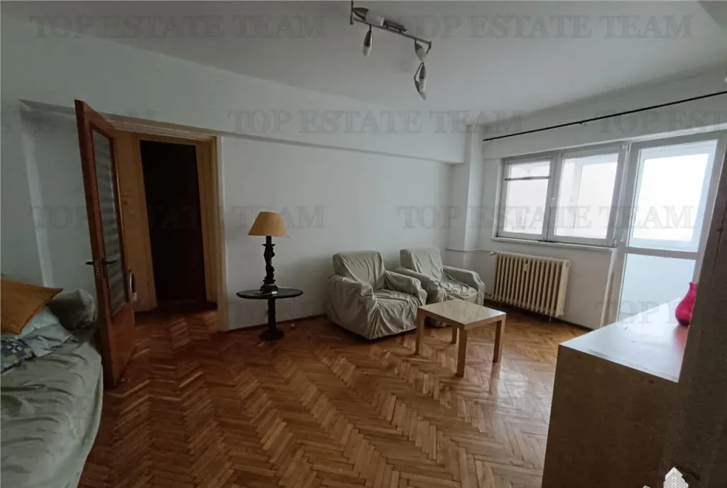 Apartament 3 camere vedere spate Ion Mihalache