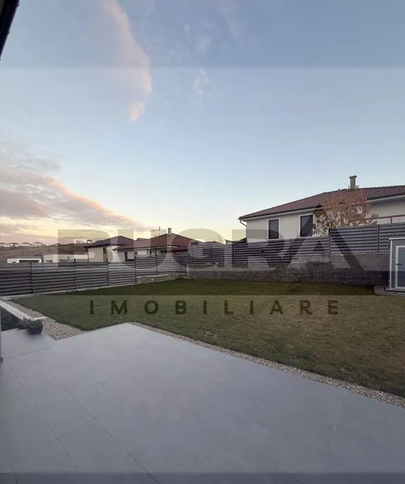 Casa noua teren 450 mp zona Dezmir