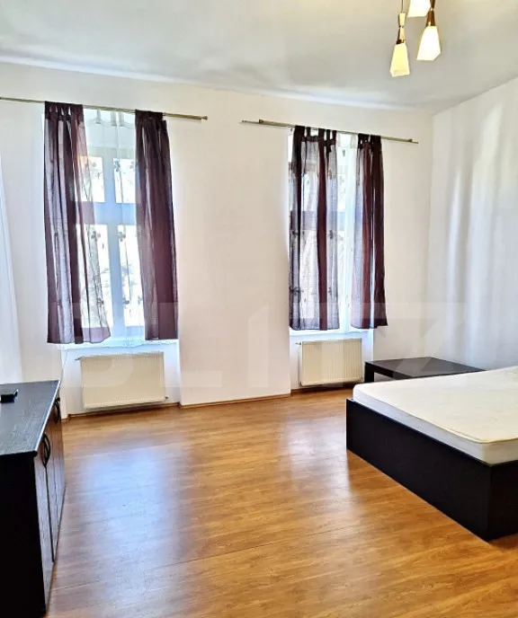 Apartament 4 camere 133 mp zona Centru vedere Bega