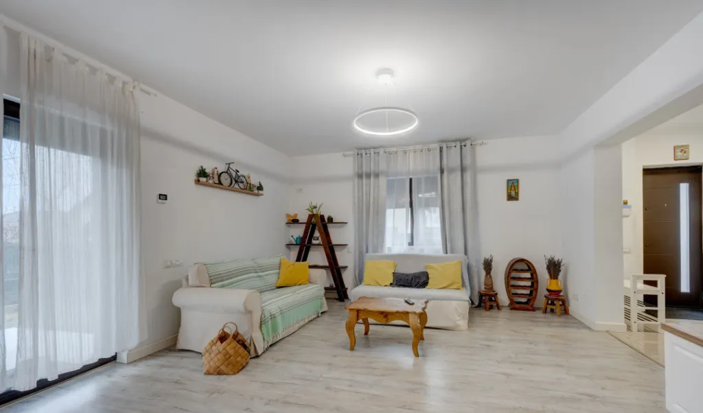 Ciorogarla Str Crinului Mobilata