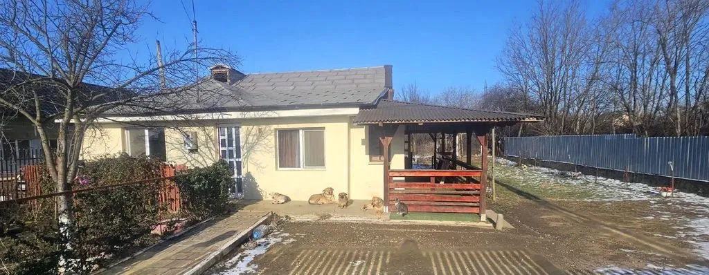 Casa de vanzare in Sendreni judetul Galati zona omv