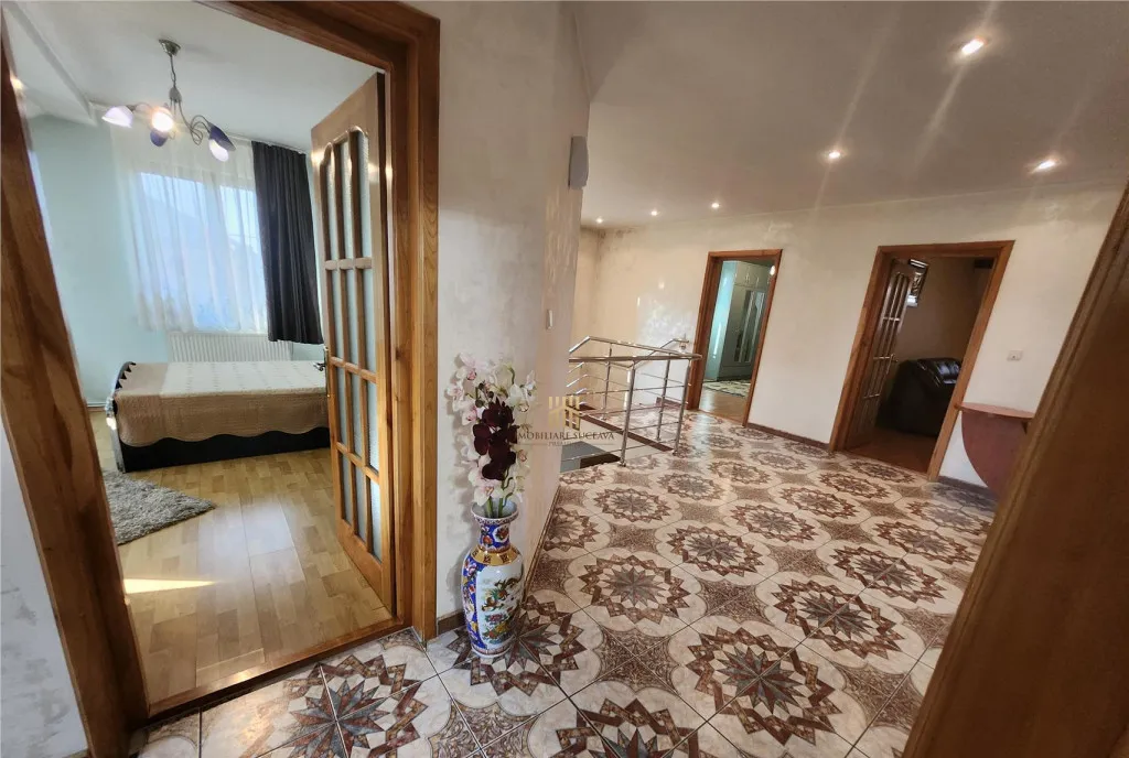 Cladire 600 mp In Suceava De 0727817187