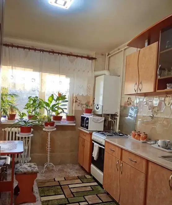 4 camere Berceni 2/10