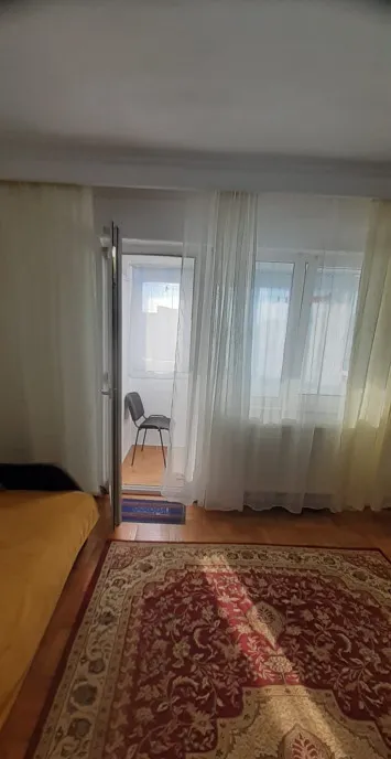 Apartament 2 camere particular Ostroveni