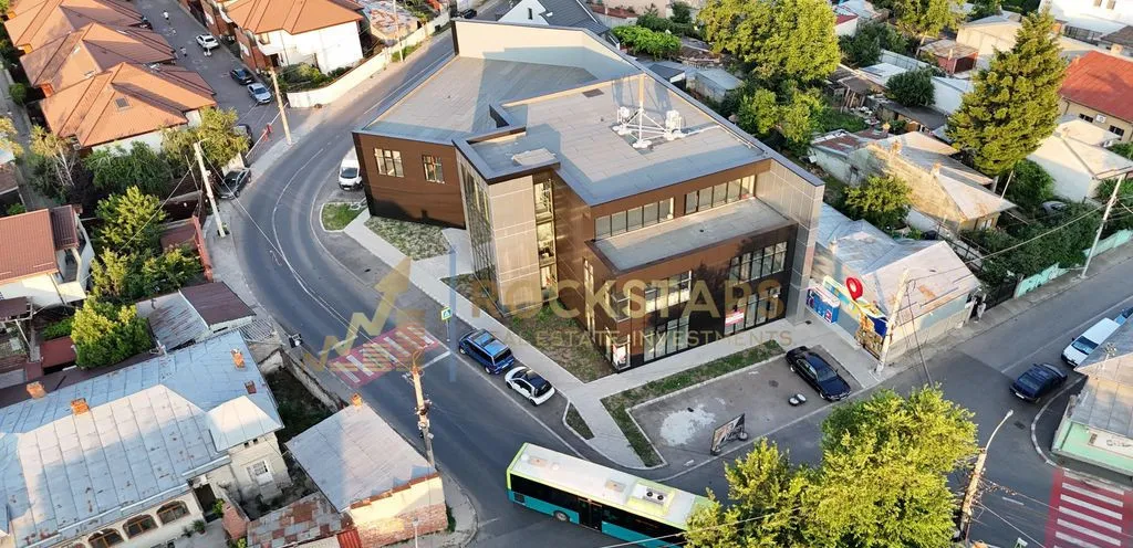 Spatiu comercial Birouri Terasa 400mp Dobroesti