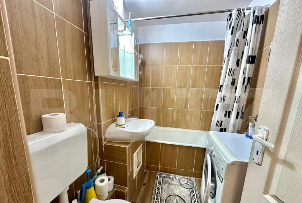 Casa de vanzare cu 4 camere 120 mp zona Unirea