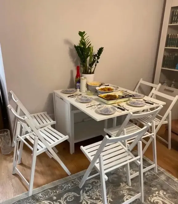 Set masa extensibila scaune pliante lemn