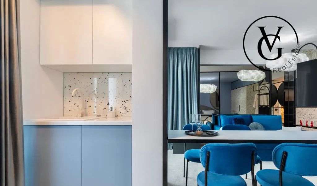 Alezzi Infinity Studio Premium vedere la mare