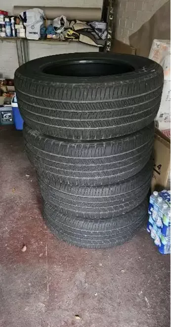 Vind 5 cauciucuri Hankook Dynapro