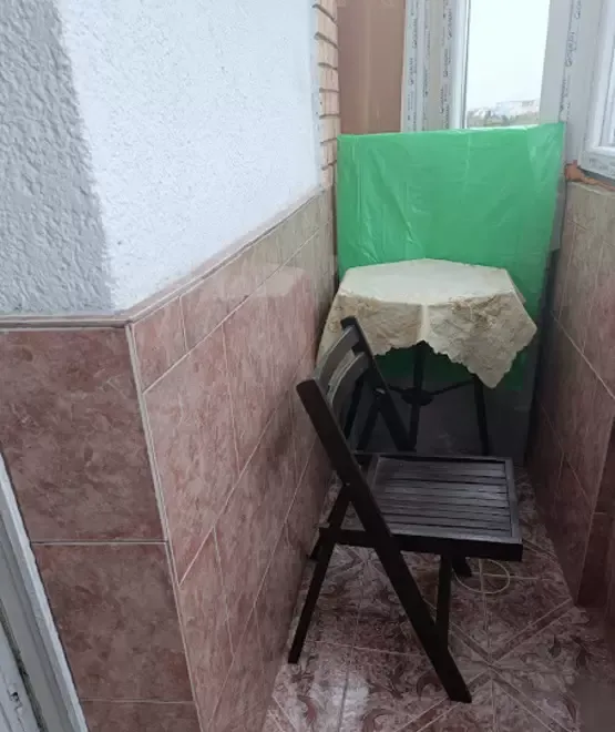 Inchiriez ap 2 cam metrou Brancoveanu