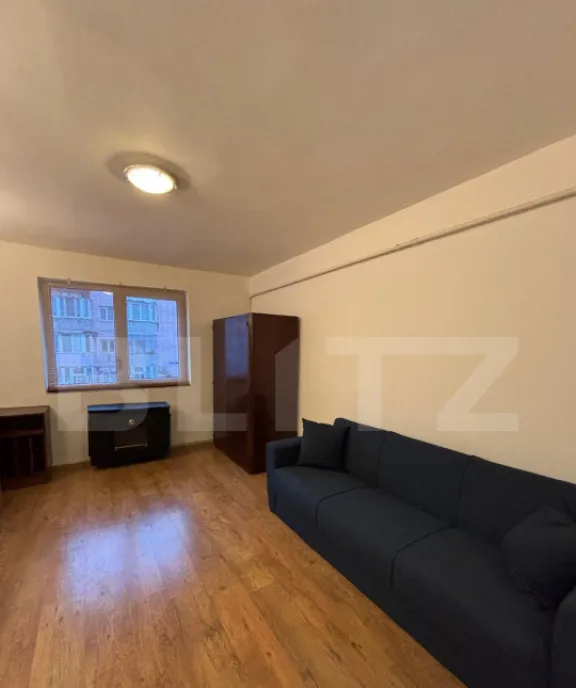 Camera de camin cu baie si bucatarie proprie