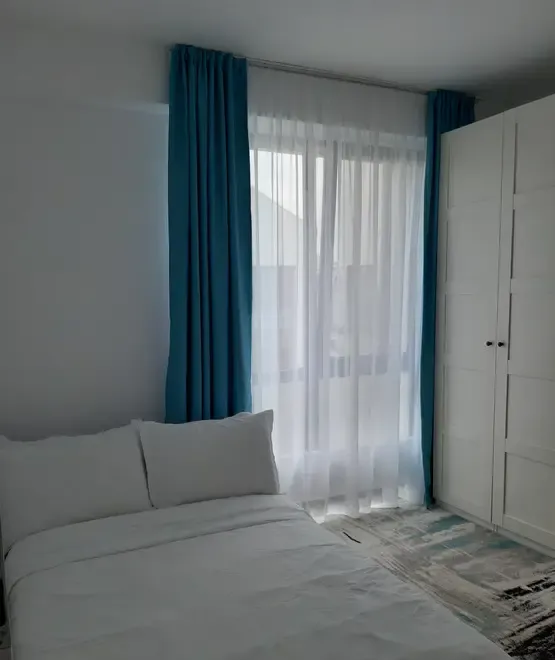 Casa de vanzare in Complexul Riverside Residence